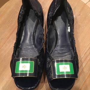 Tory Burch navy blue patent leather peep toe flats